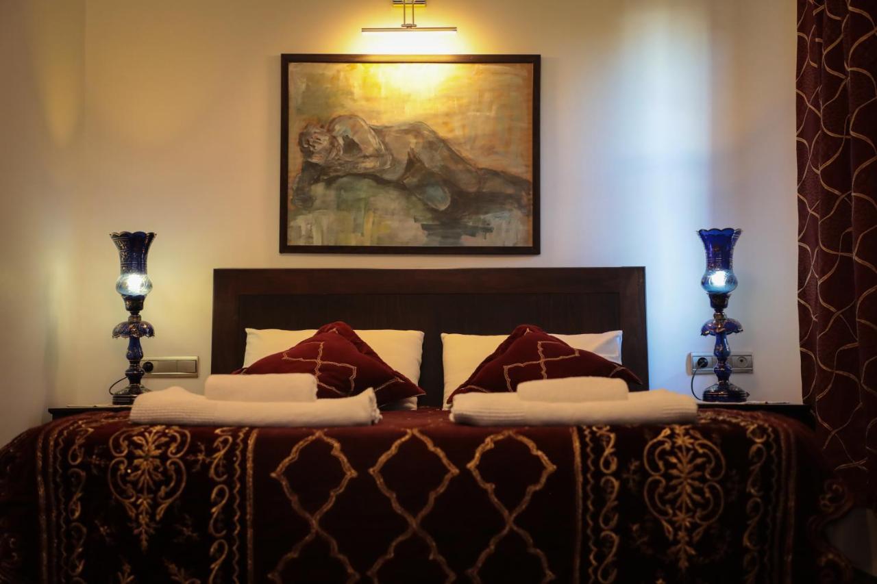 Hadrianus Pansion Hotell Antalya Exteriör bild