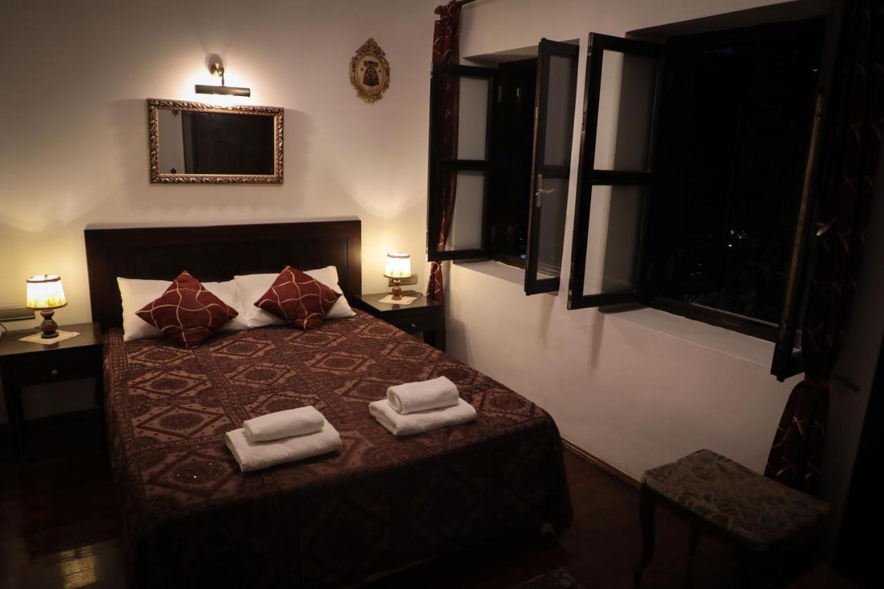 Hadrianus Pansion Hotell Antalya Exteriör bild