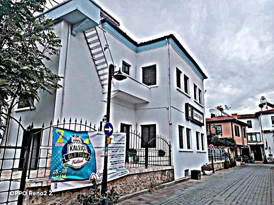 Hadrianus Pansion Hotell Antalya Exteriör bild